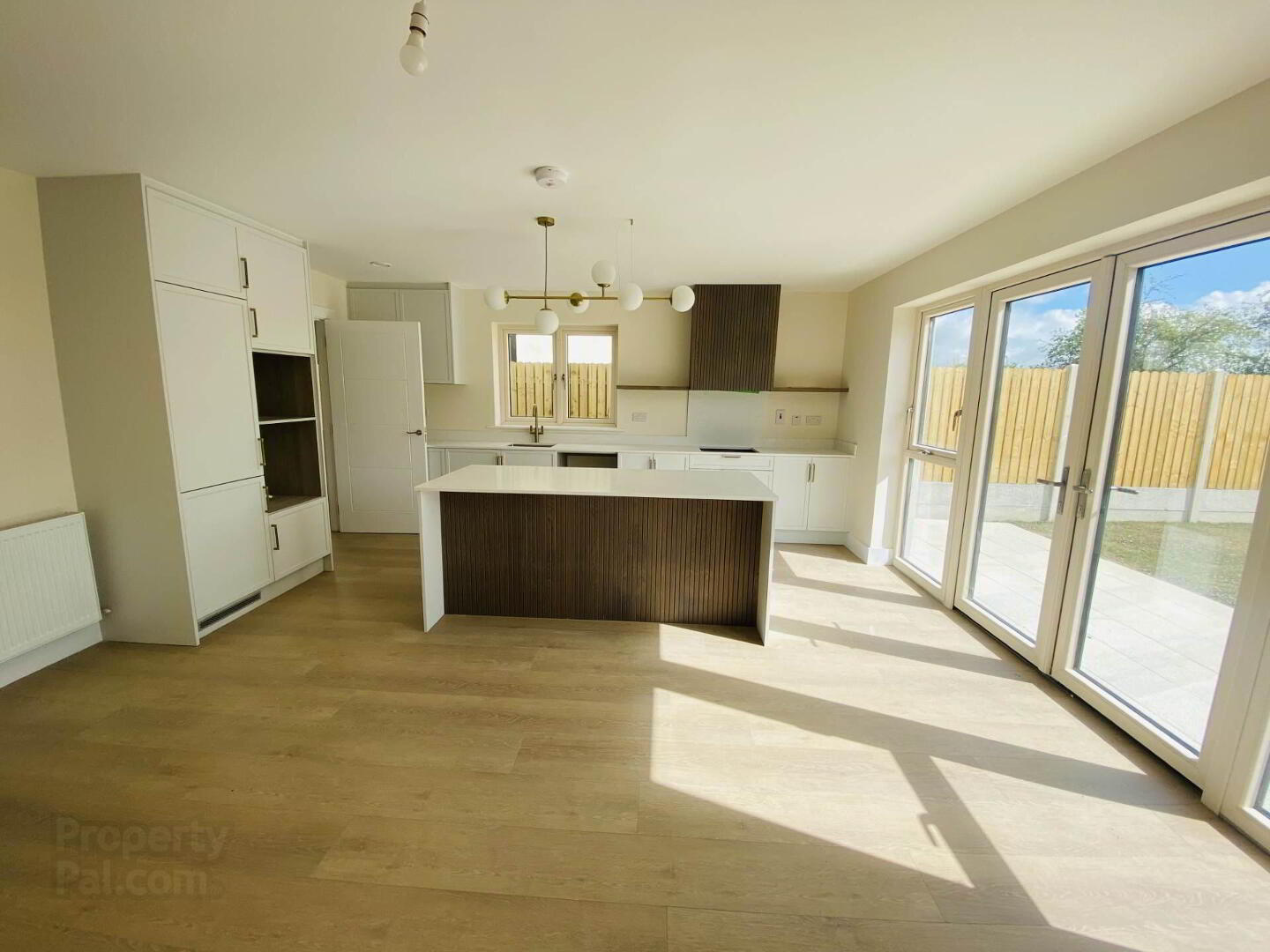 property description image