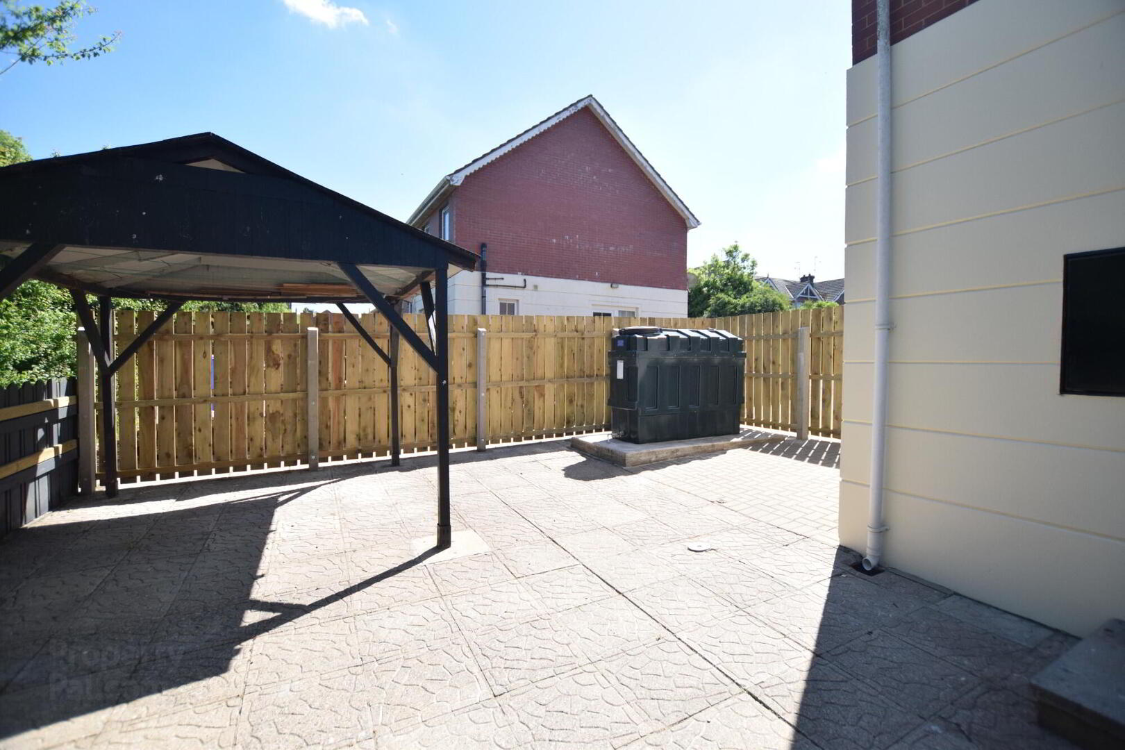 4a Garden Mews 15 of 15