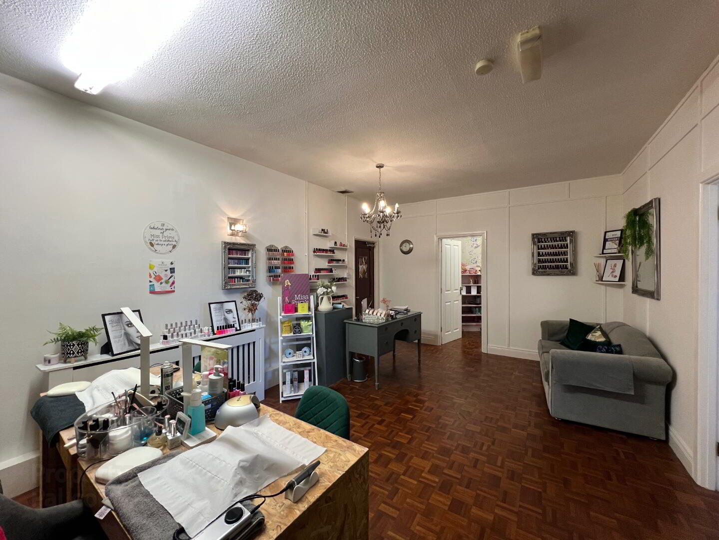 Railway Courtyard Investment Property (10 Tenants), 14-22 Railway Street 14 of 19