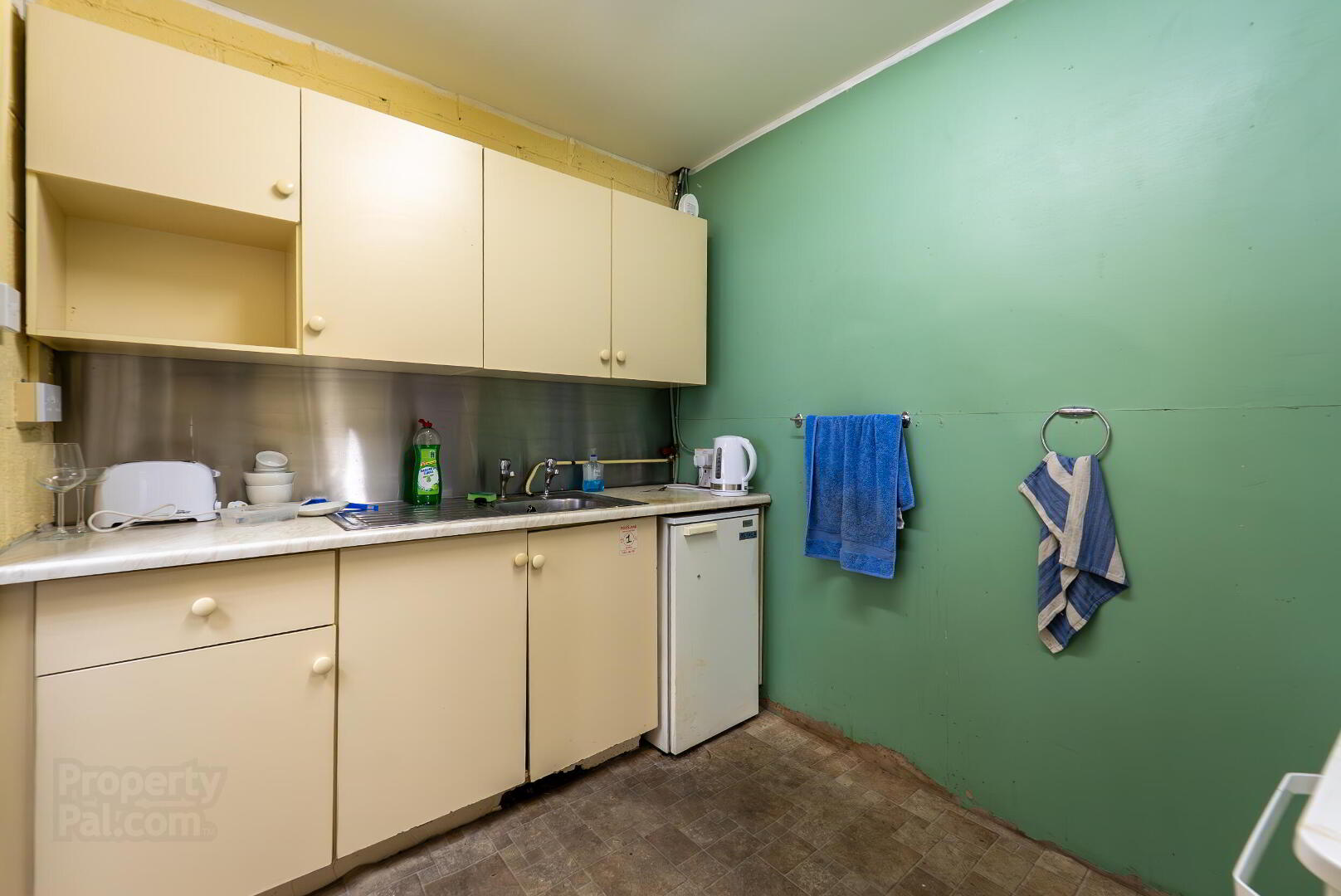 Unit 5 Greenmount Industrial Estate, Greenmount Av 12 of 26