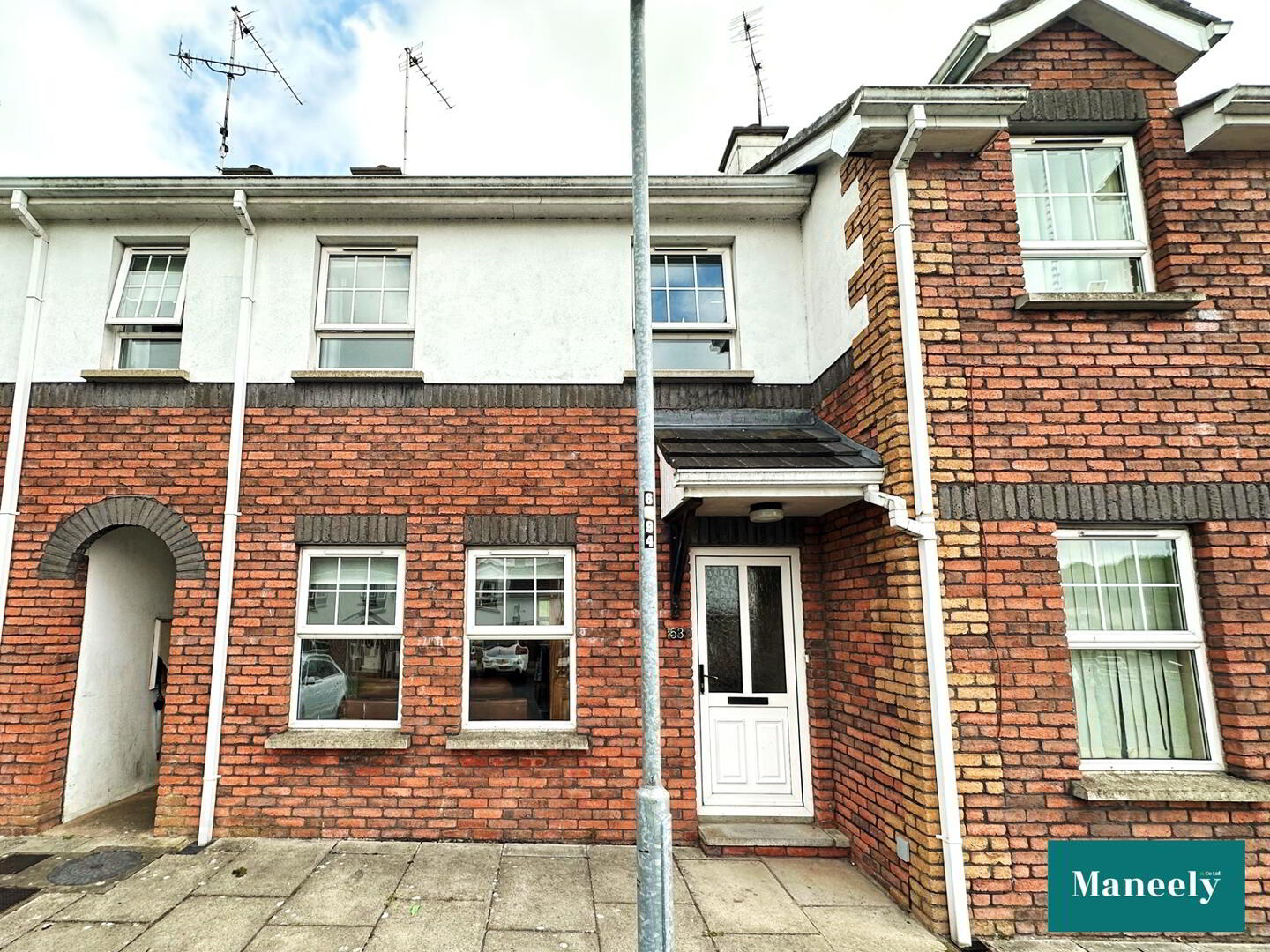 53 Westbury Drive 1 of 12