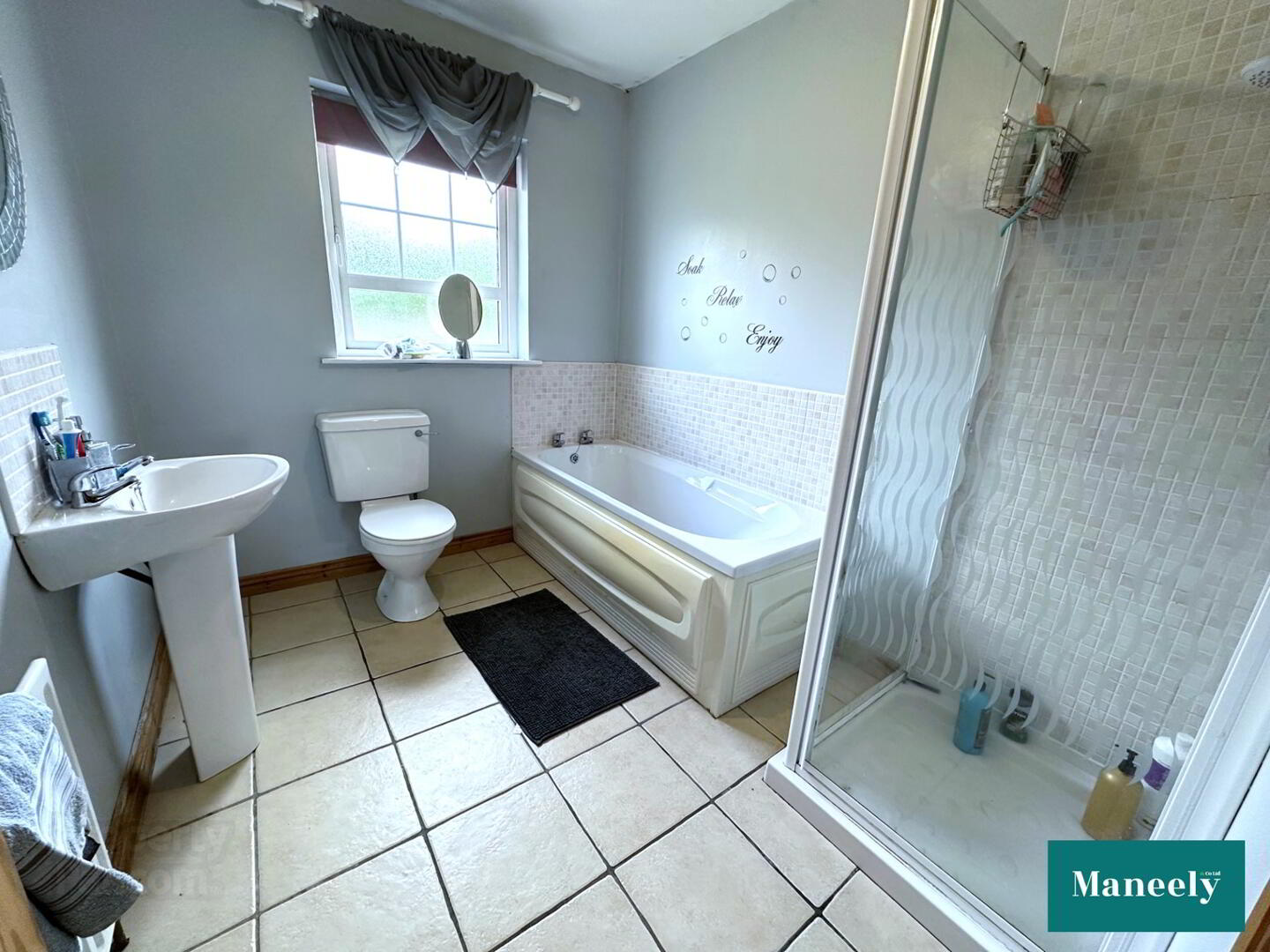 53 Westbury Drive 6 of 12