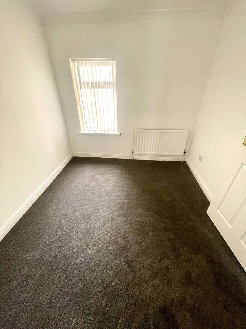 3 Cliftonville Avenue 15 of 22