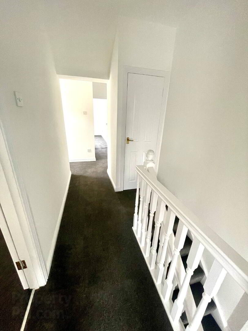 3 Cliftonville Avenue 11 of 22