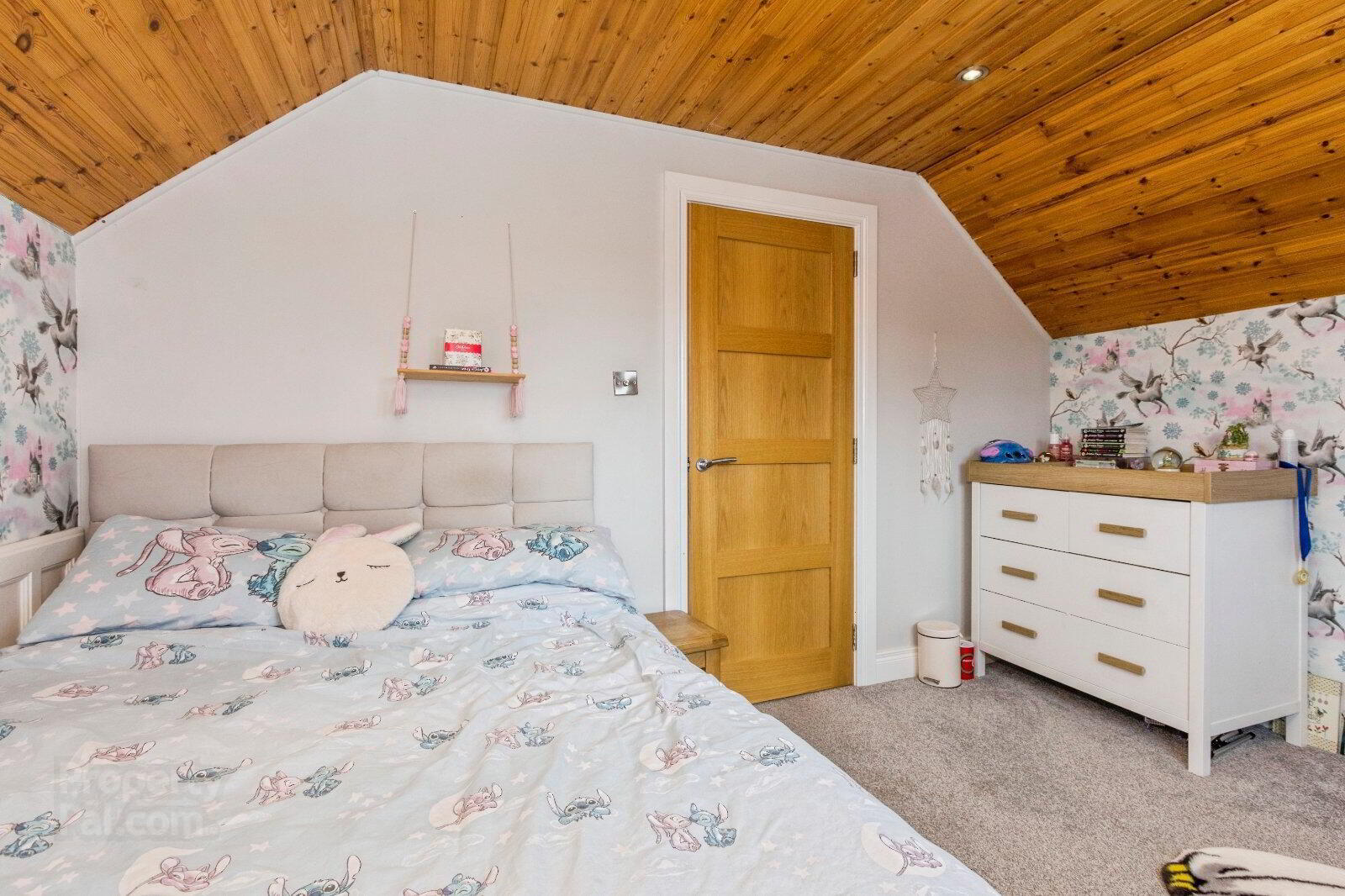 29 Ashcroft Way 15 of 20