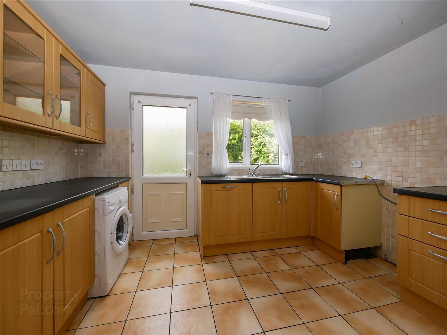 41 Winchester Road 5 of 12