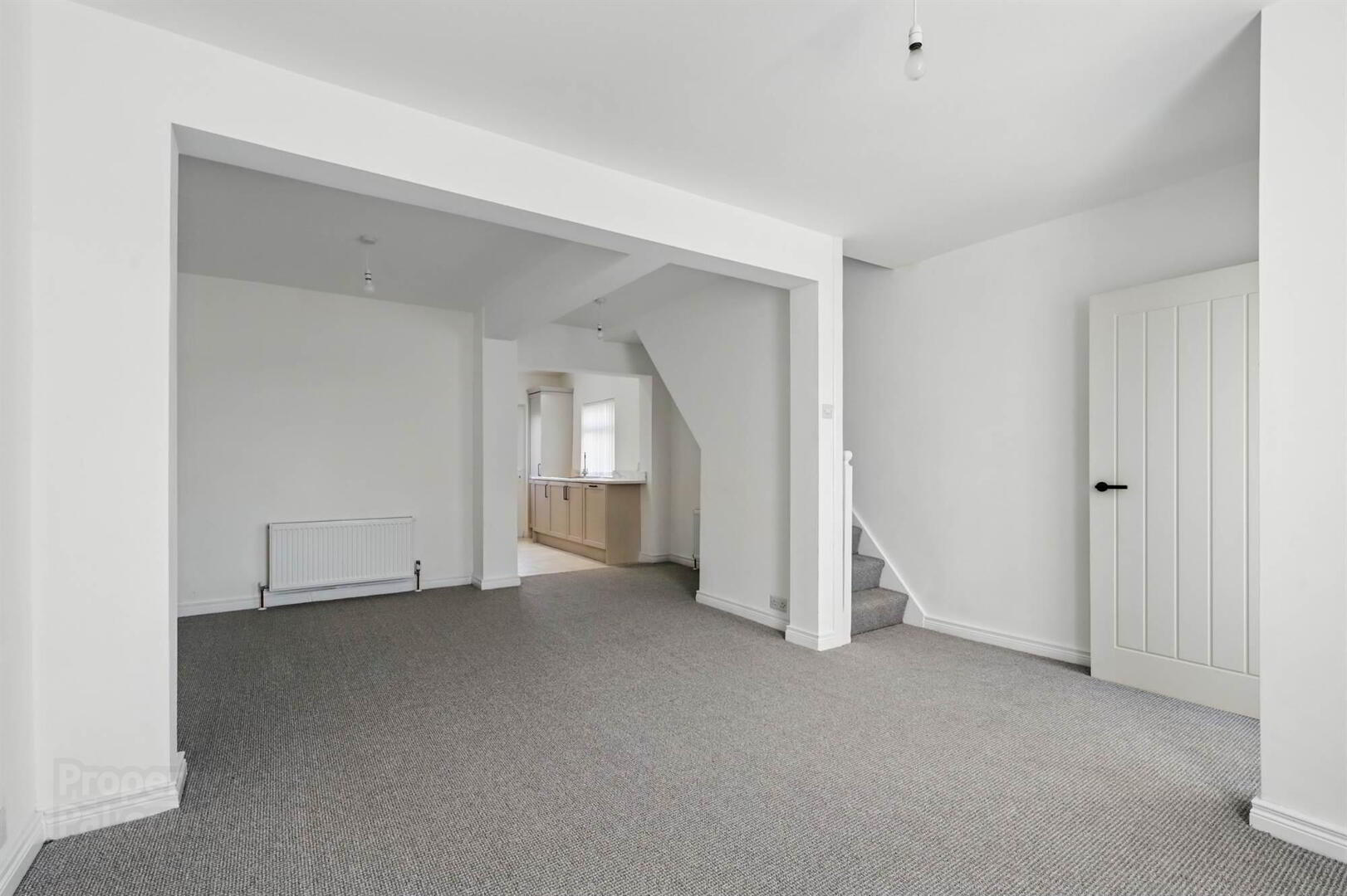 39 Hazelbrook Avenue 6 of 18
