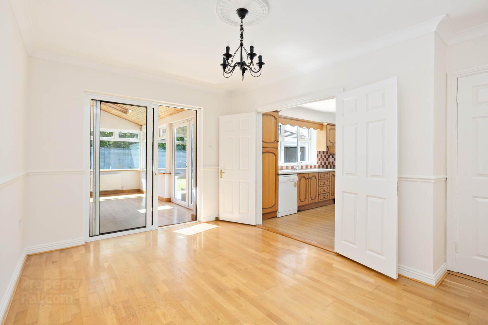 22 Gleniden Court 7 of 55