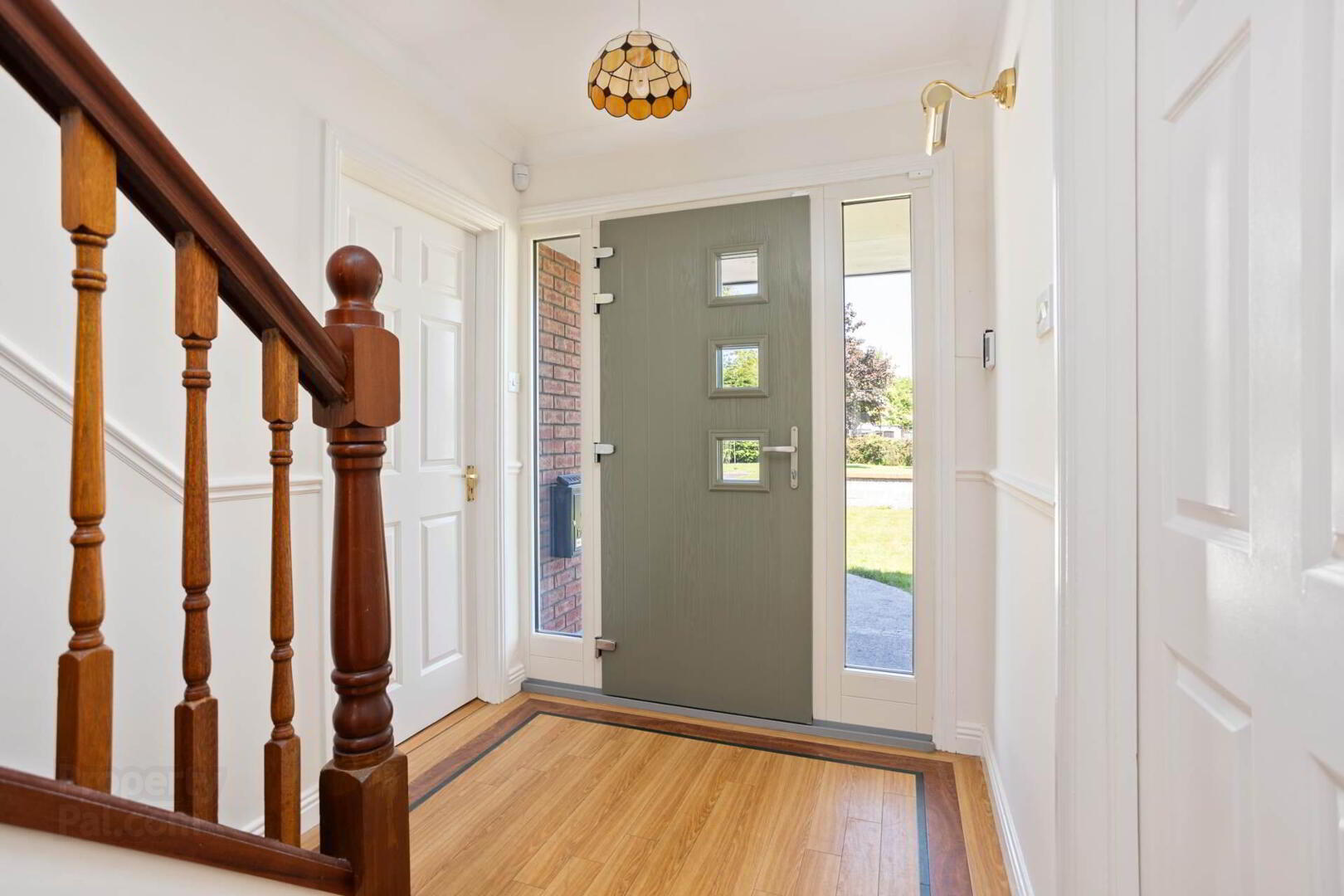 22 Gleniden Court 17 of 55