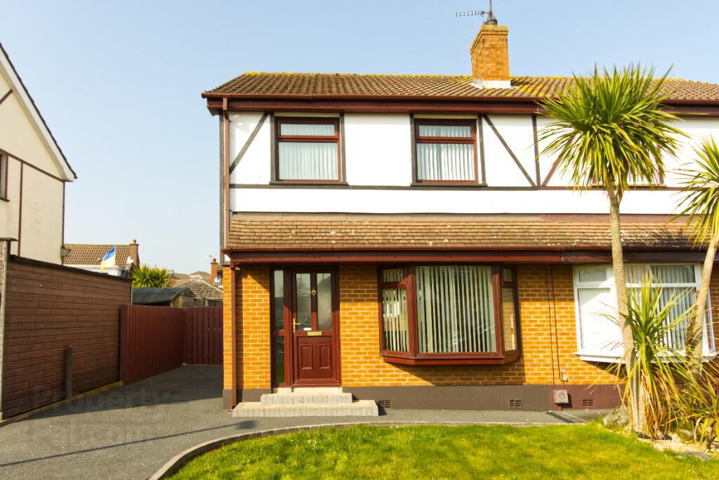 119 Towerview Crescent 1 of 10