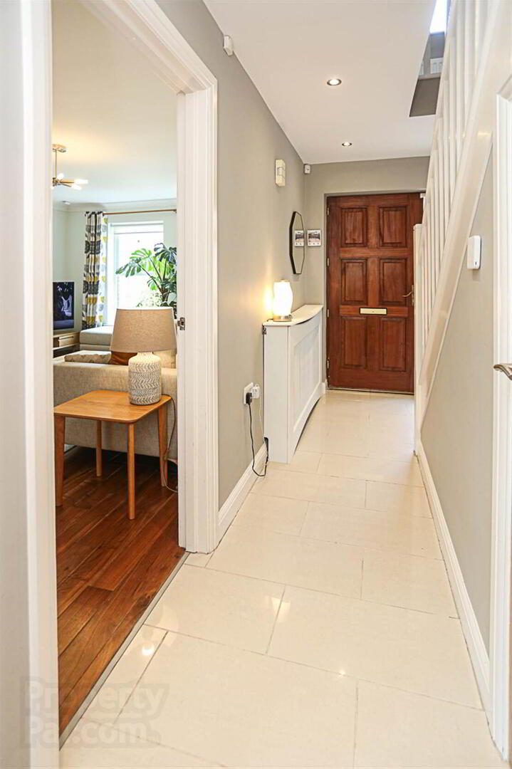 24 Walmer Grove 3 of 43