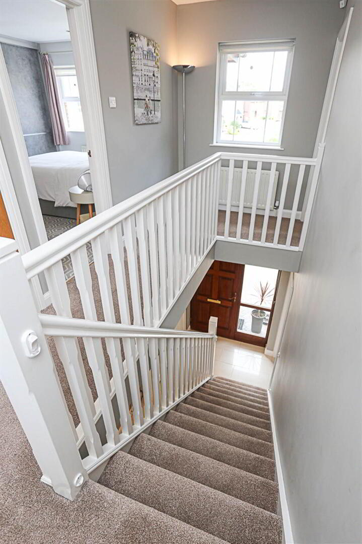 24 Walmer Grove 20 of 43