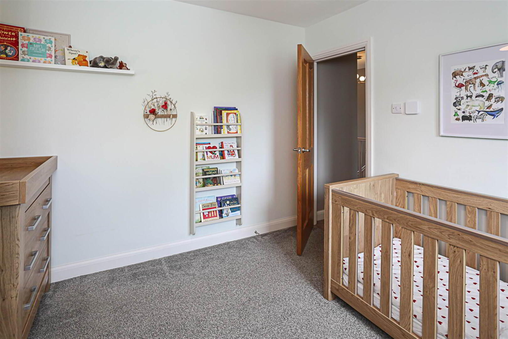 24 Walmer Grove 28 of 43