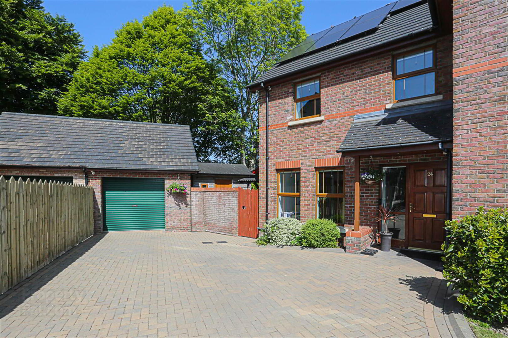 24 Walmer Grove 36 of 43