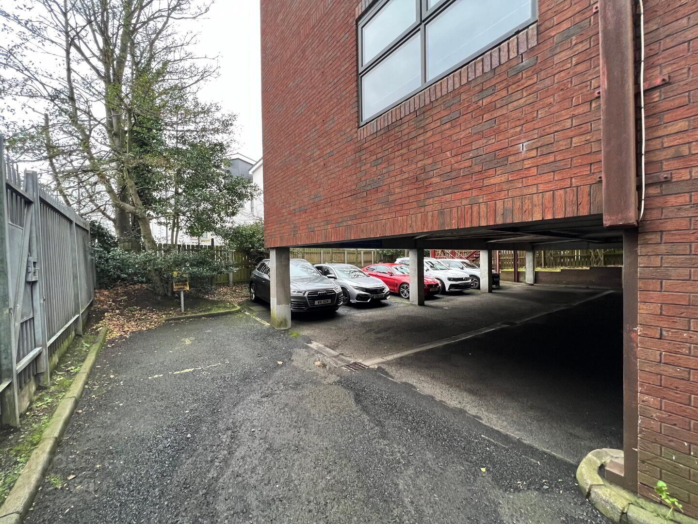 Strand House (ground Floor Office), 102 Holywood Road 19 of 20
