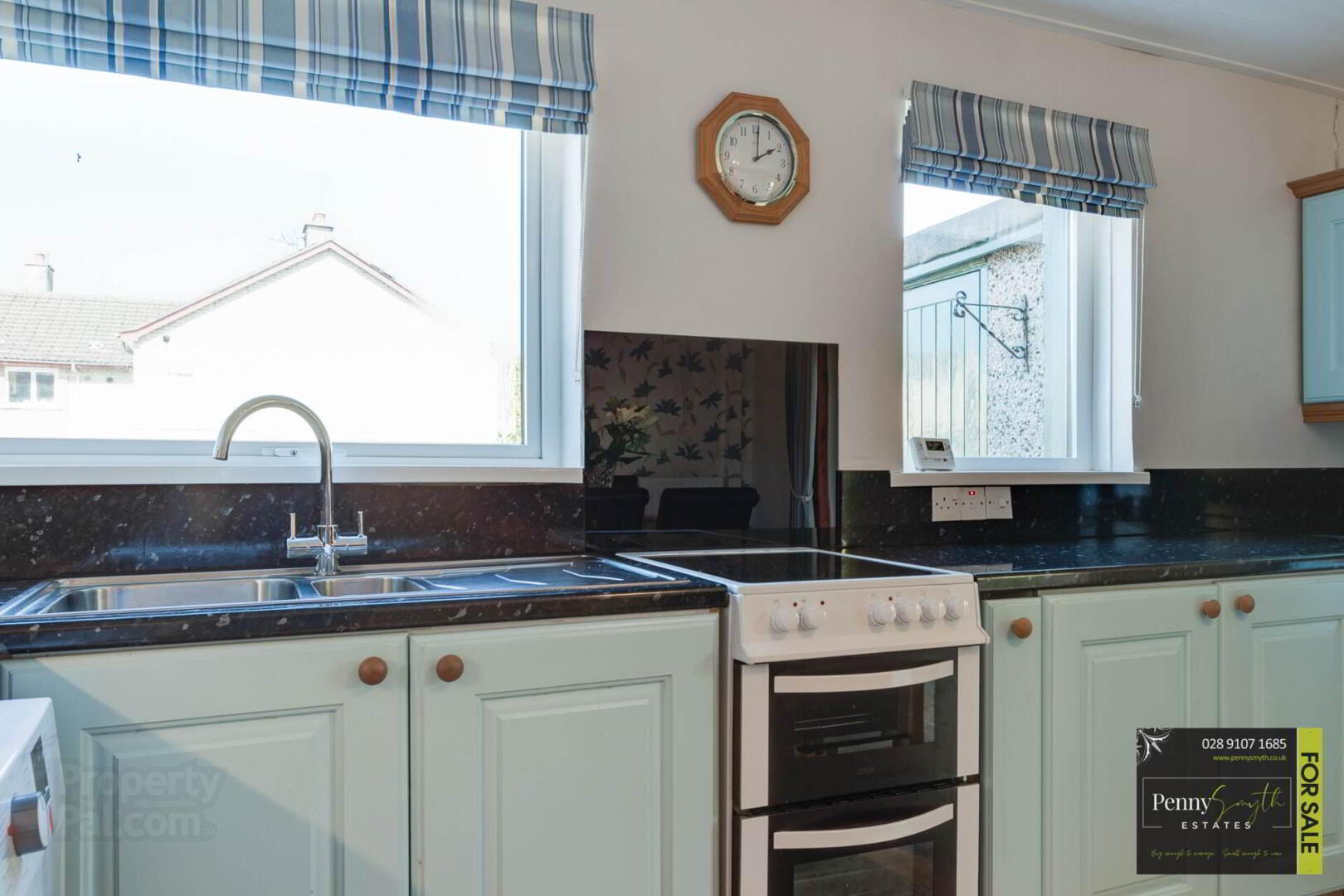 15 Ballyhalbert Gardens 15 of 35