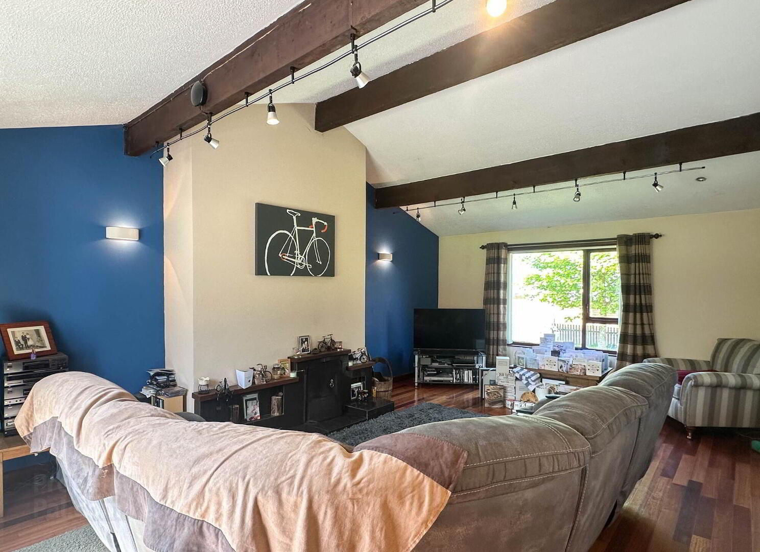 17 Kylebeg Avenue 4 of 34