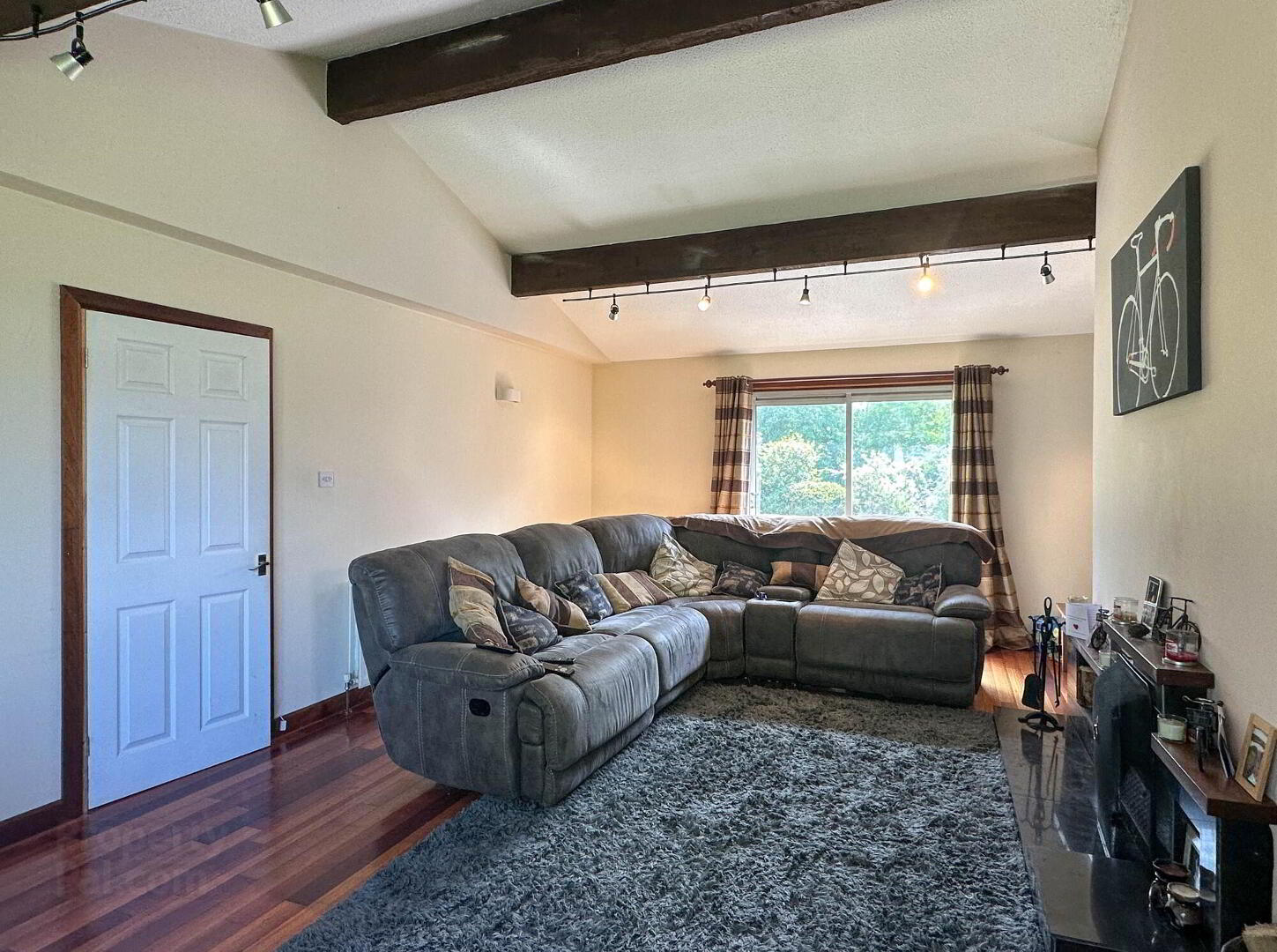 17 Kylebeg Avenue 6 of 34