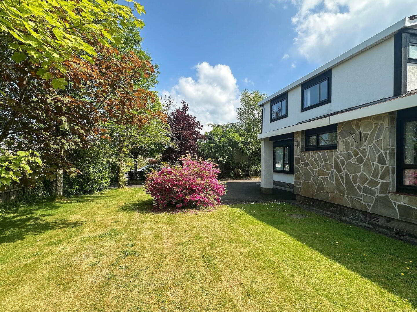 17 Kylebeg Avenue 25 of 34