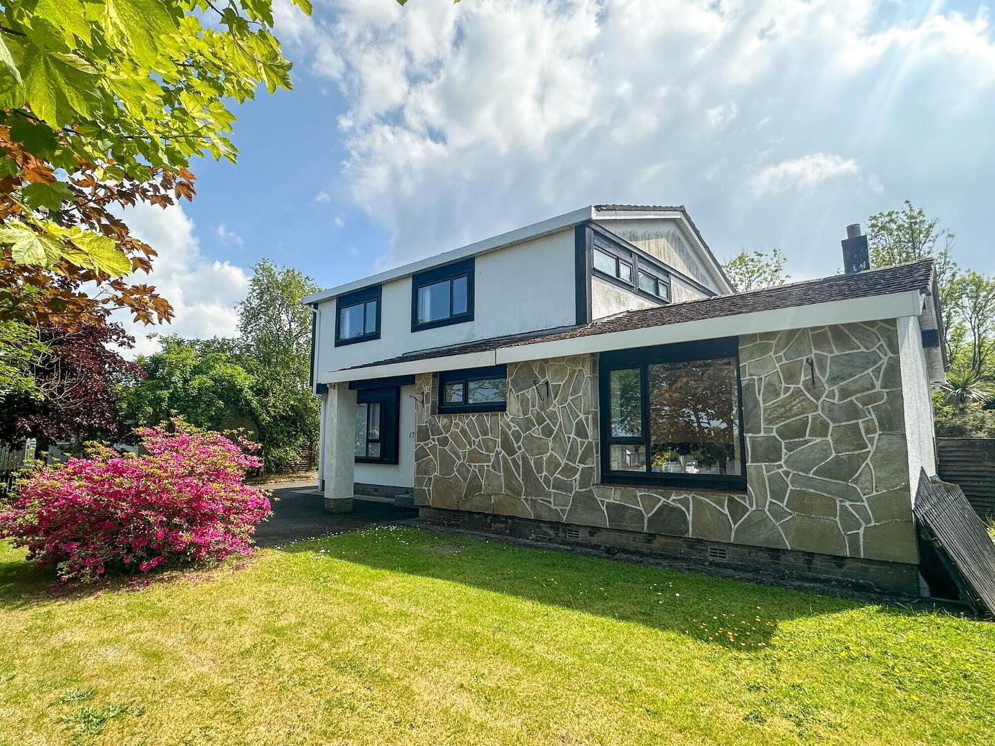 17 Kylebeg Avenue 24 of 34