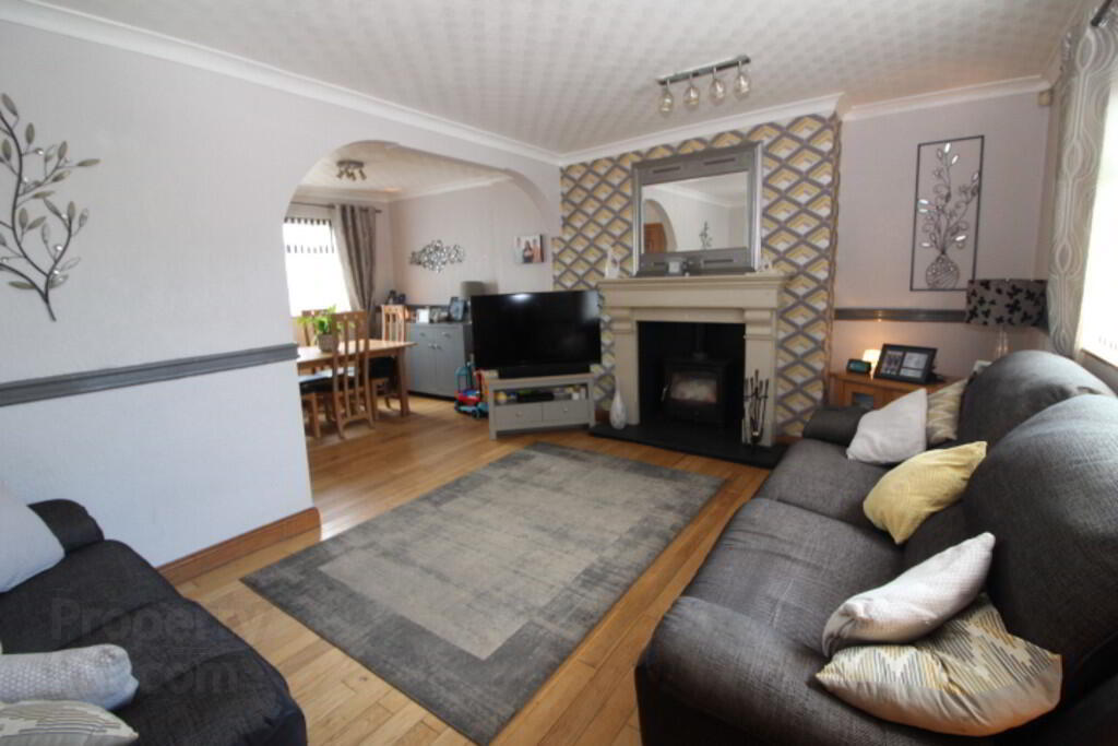 11 Cambrai Park 3 of 13