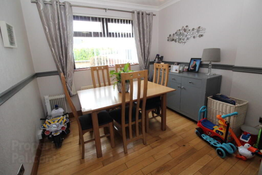 11 Cambrai Park 5 of 13