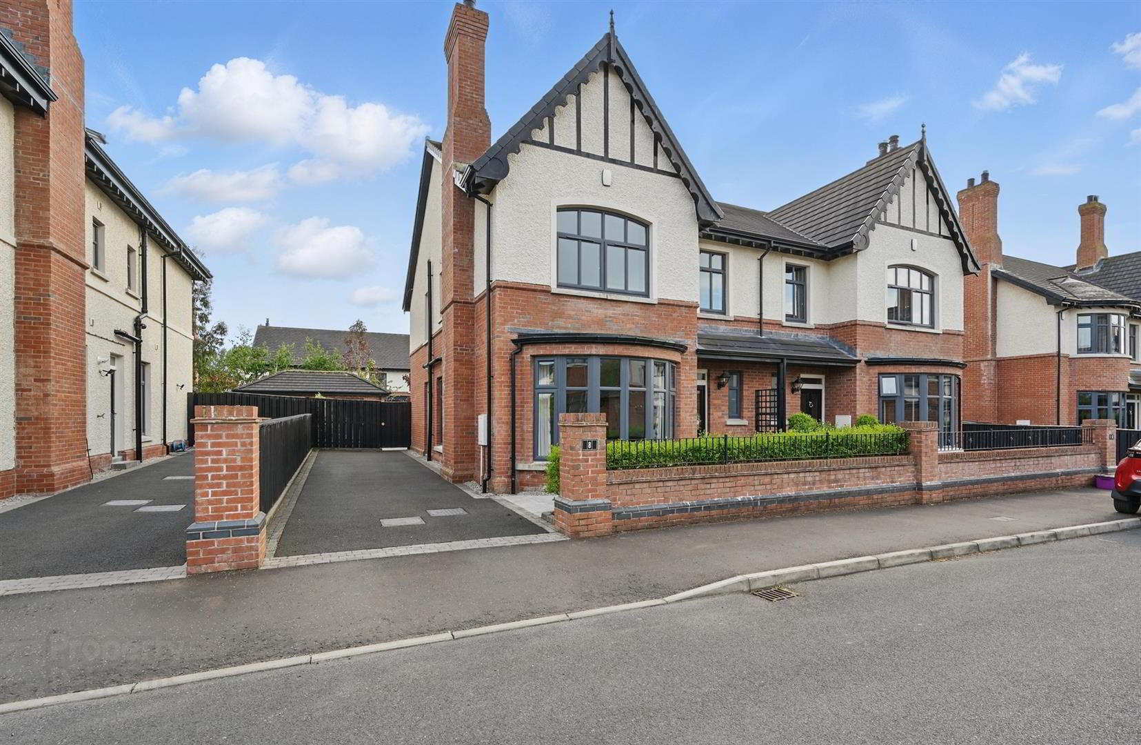 8 Harberton Lane 1 of 25