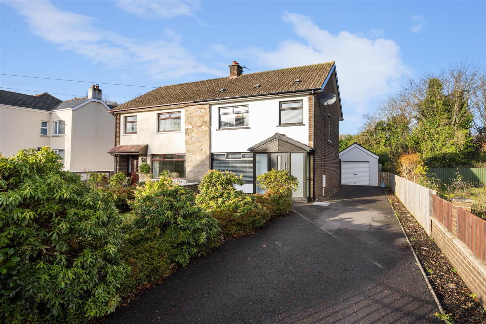 13a Diamond Gardens 1 of 36