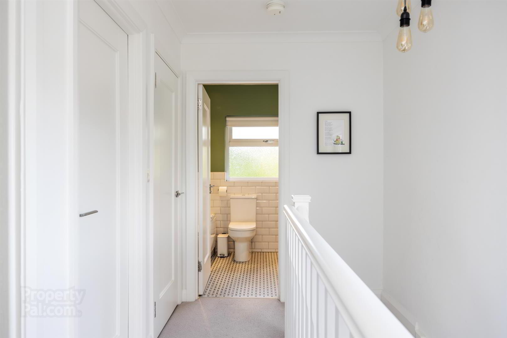 13a Diamond Gardens 18 of 36