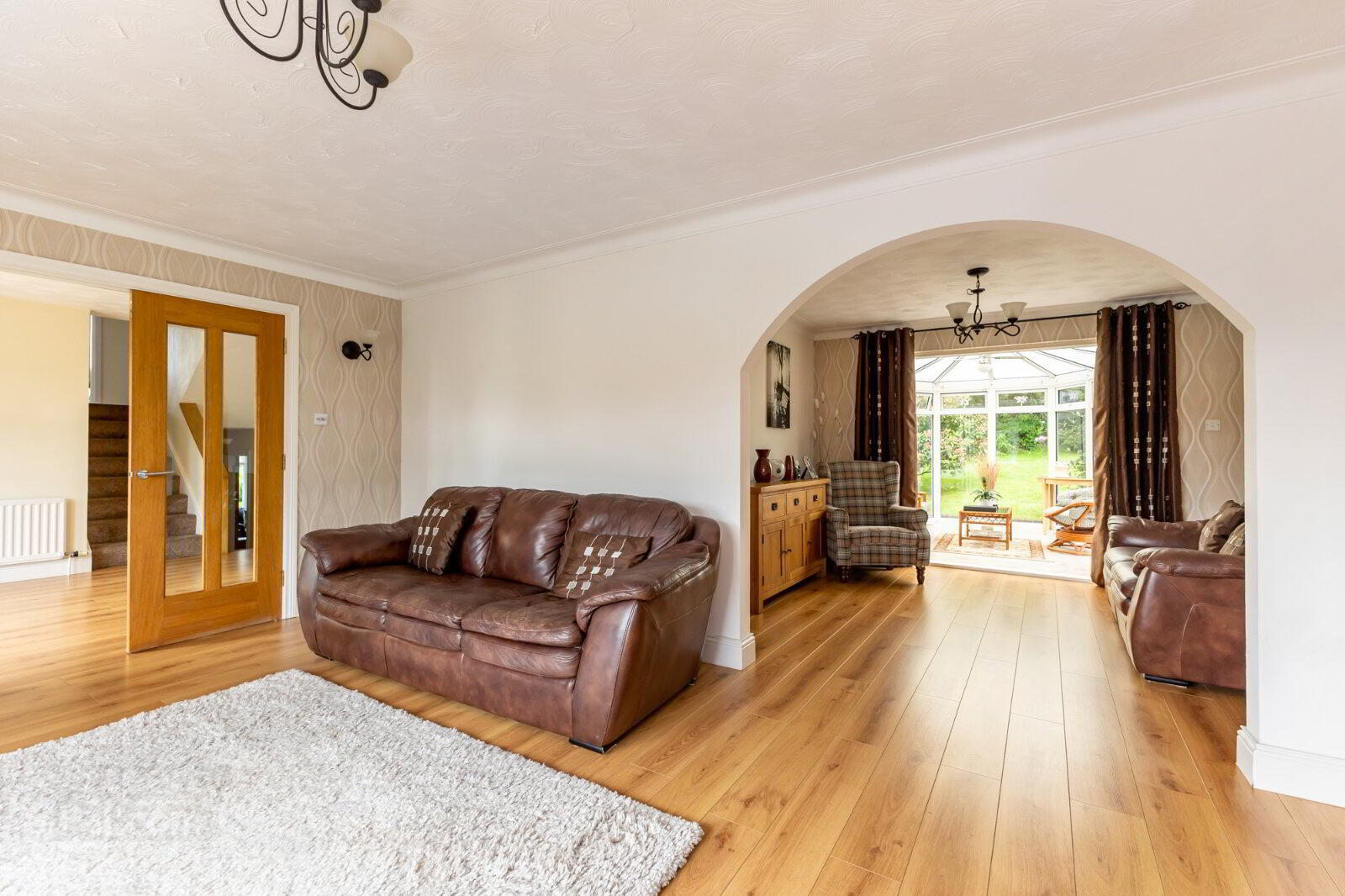 24 Crossgar Road East 7 of 33
