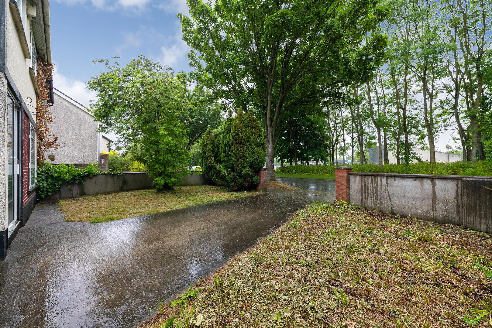 1 Ashwood Road 3 of 33