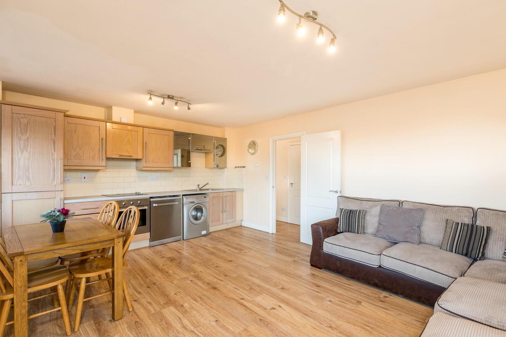 St Samsons Court 3 of 7