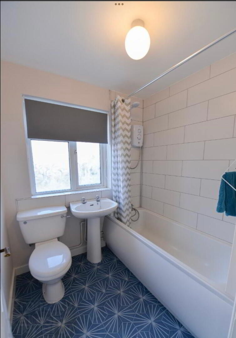 171 Donegall Avenue 8 of 9