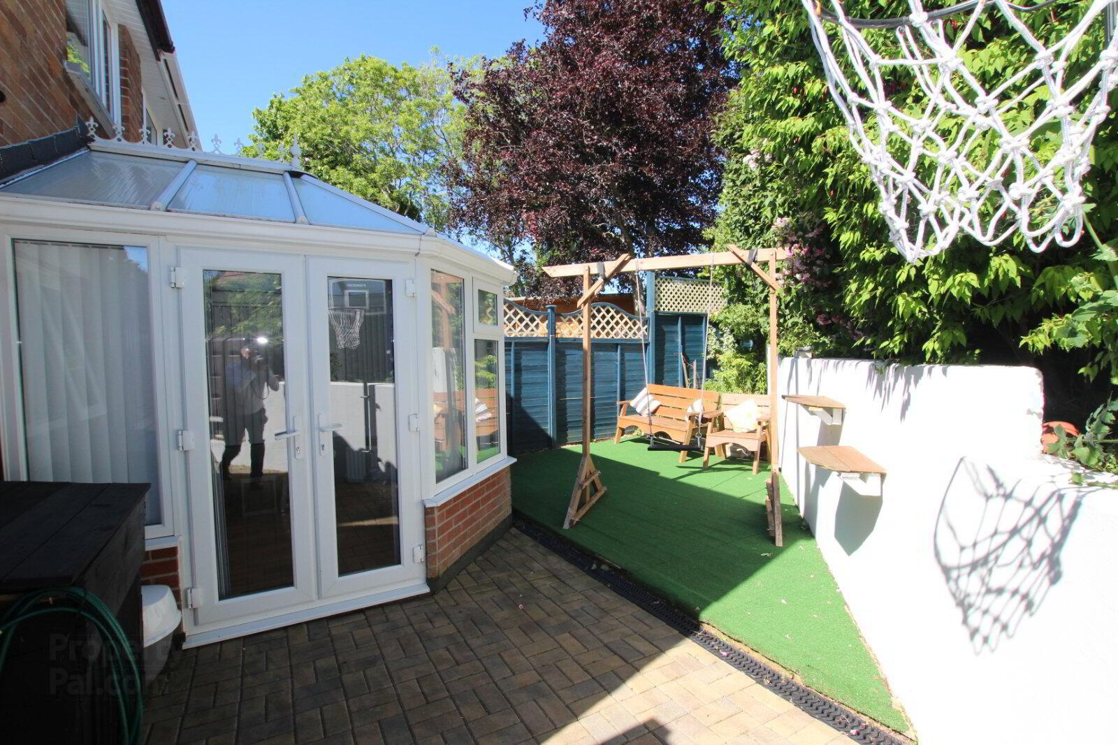 20 Carnvue Gardens 16 of 17
