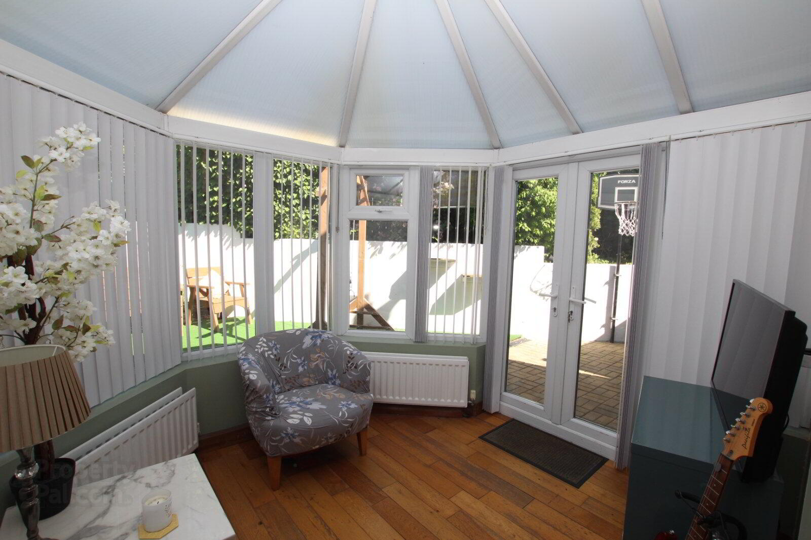 20 Carnvue Gardens 9 of 17