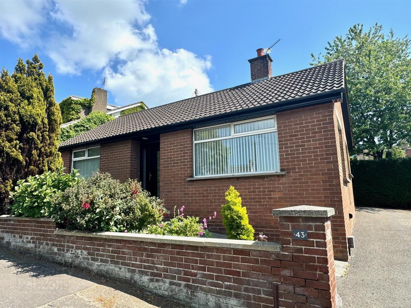 43 Donaghadee Road 1 of 12