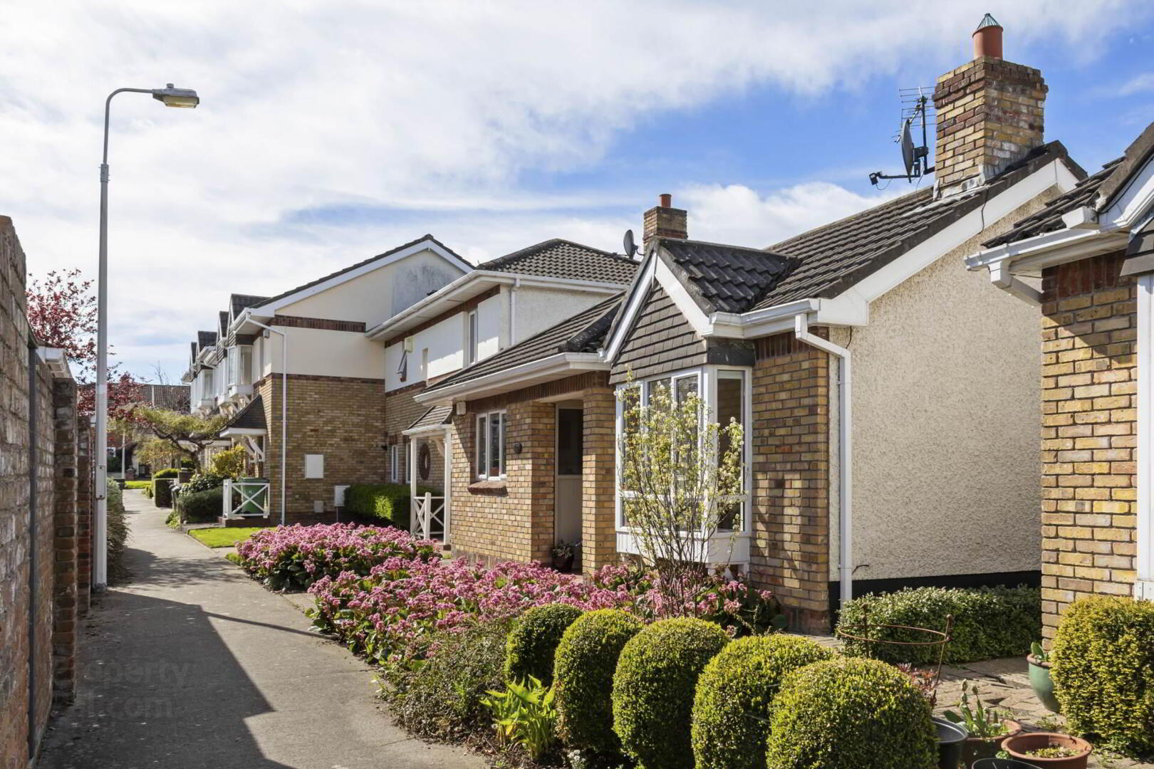 property description image