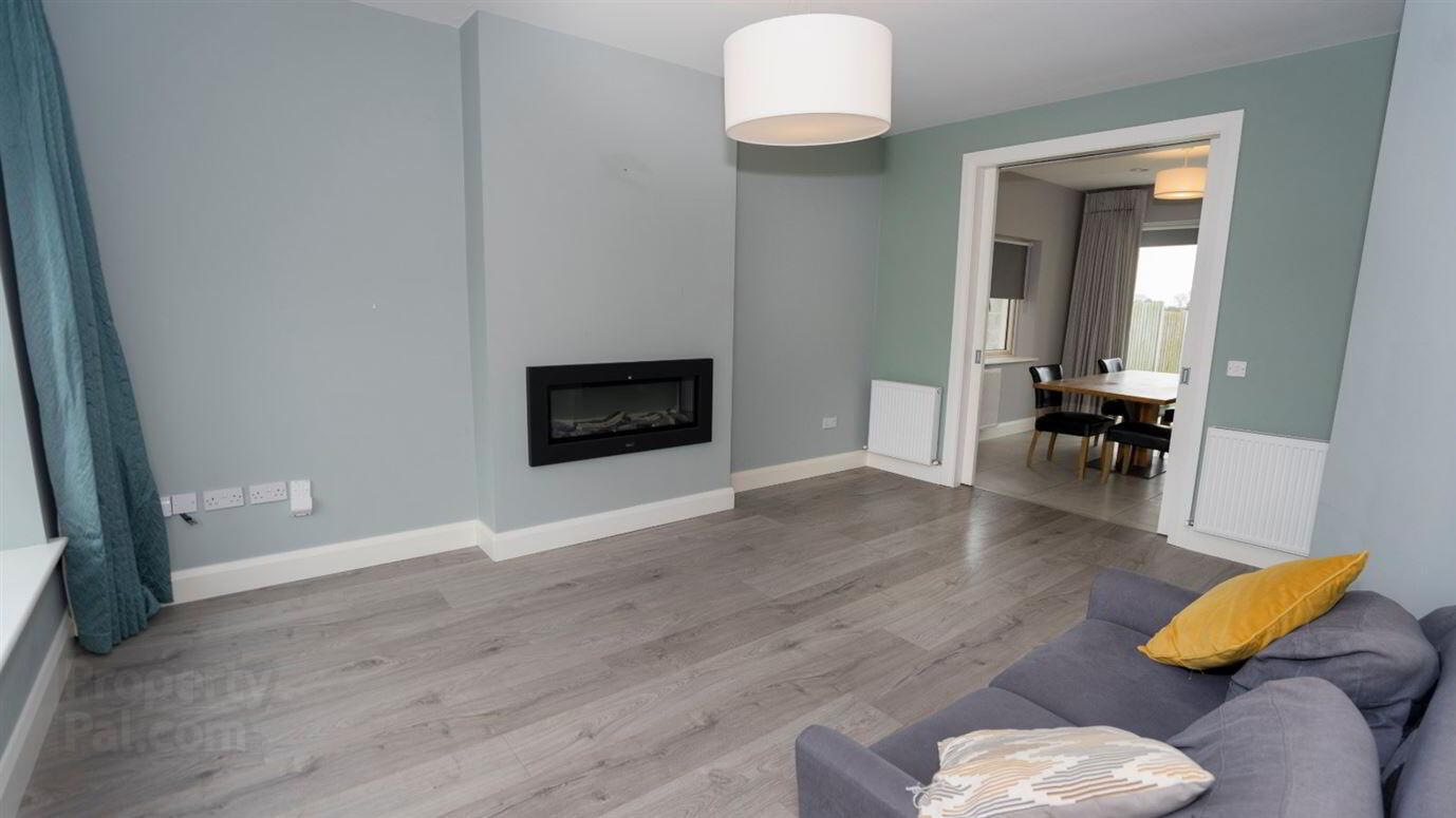 14 Seaview Square 4 of 26