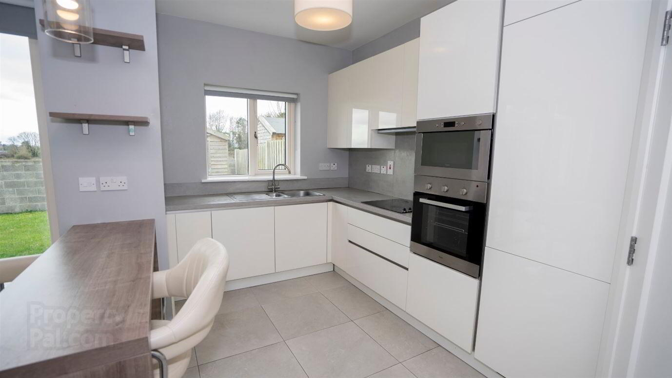 14 Seaview Square 7 of 26