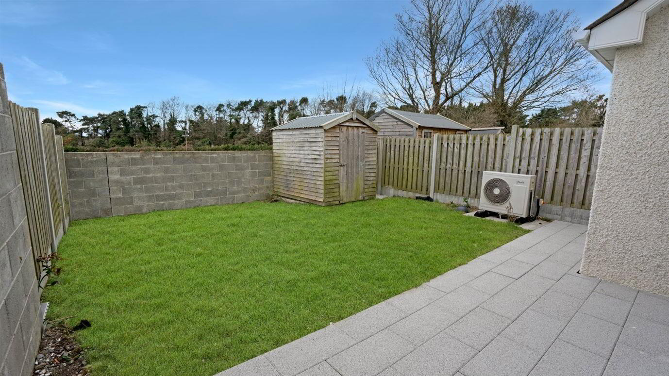14 Seaview Square 21 of 26