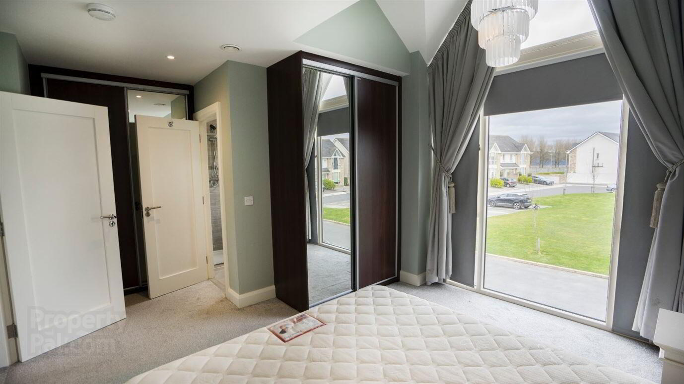 14 Seaview Square 16 of 26