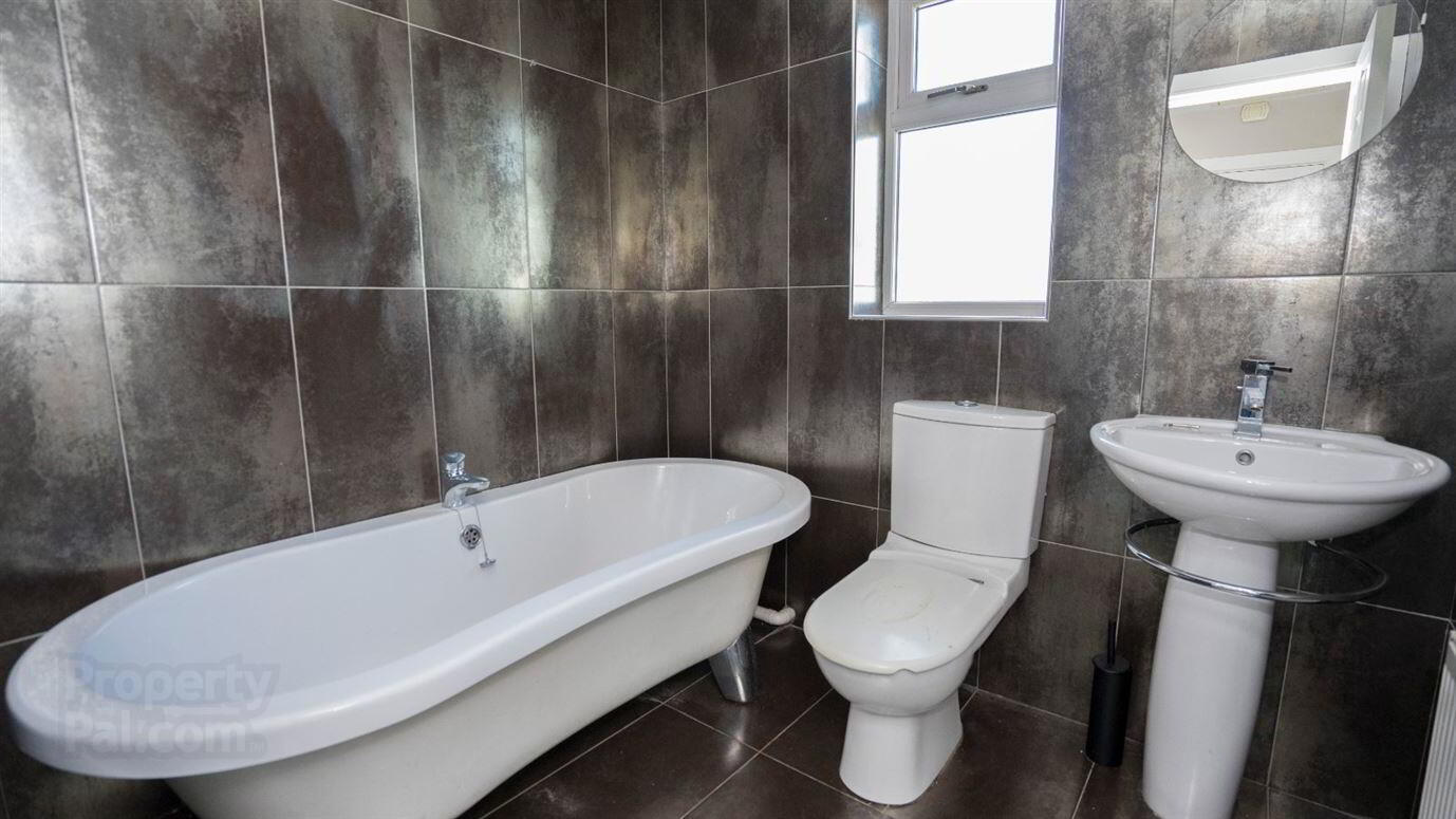 38 Carlinn Court 11 of 20
