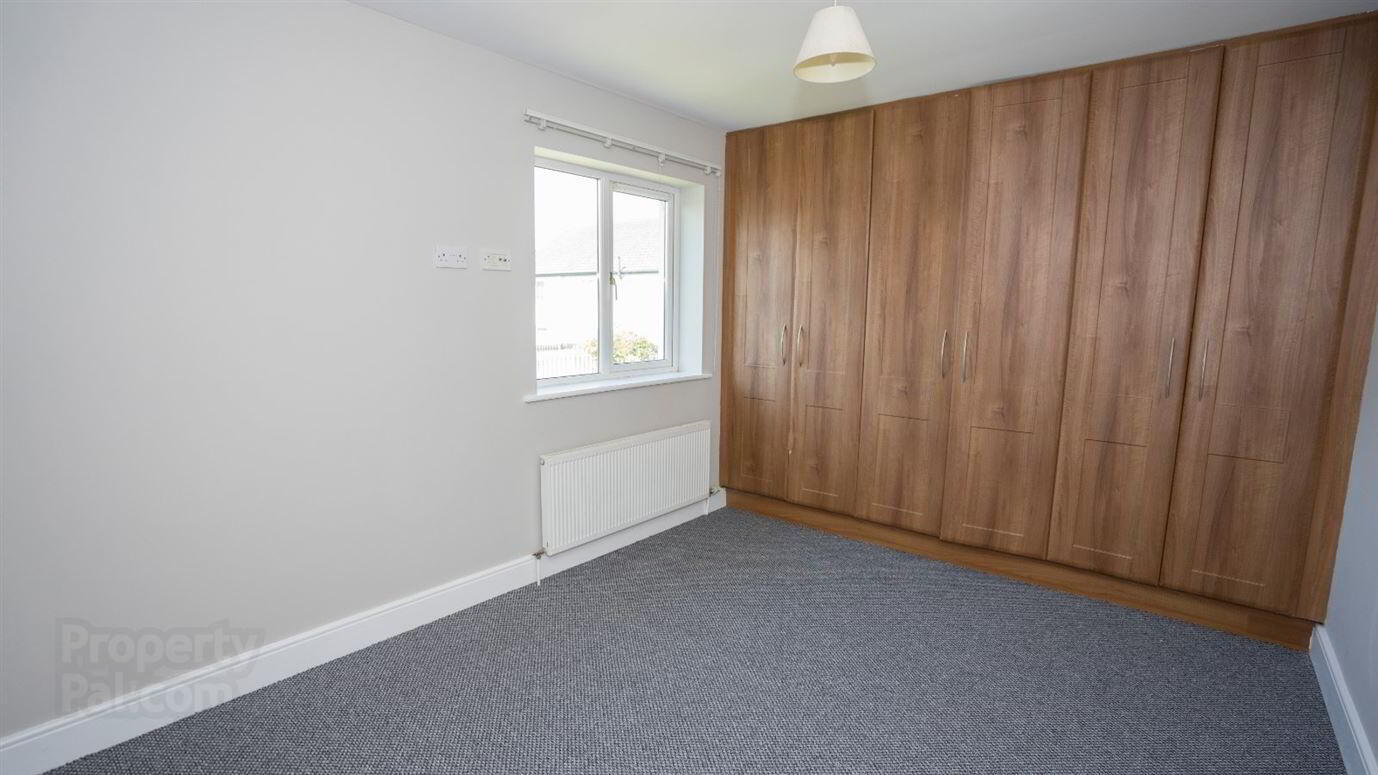 38 Carlinn Court 12 of 20