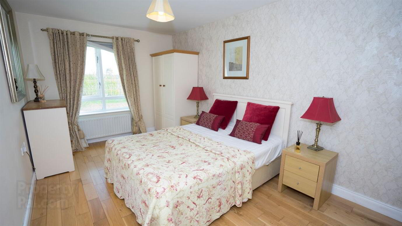 52 Cuchulainn Heights 16 of 23