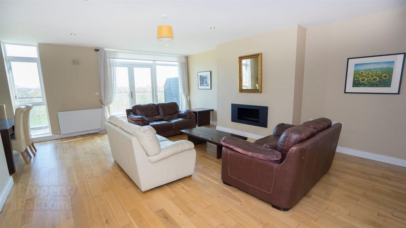 52 Cuchulainn Heights 7 of 23