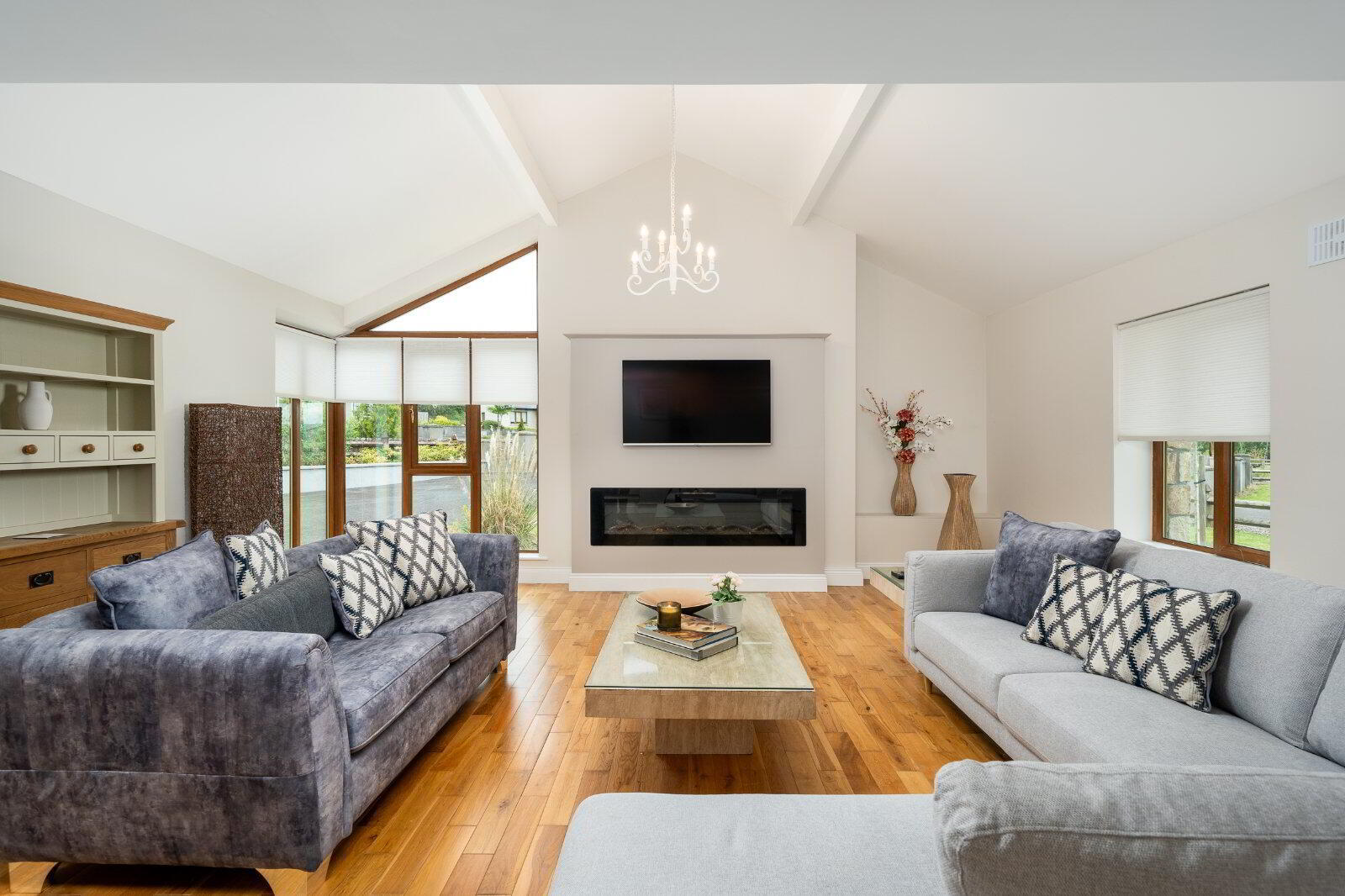 24 Mac Oisin Place 6 of 60