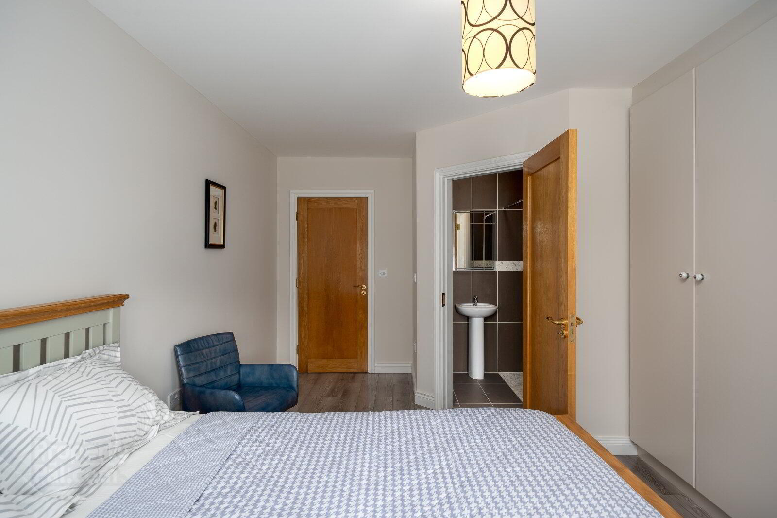 24 Mac Oisin Place 20 of 60