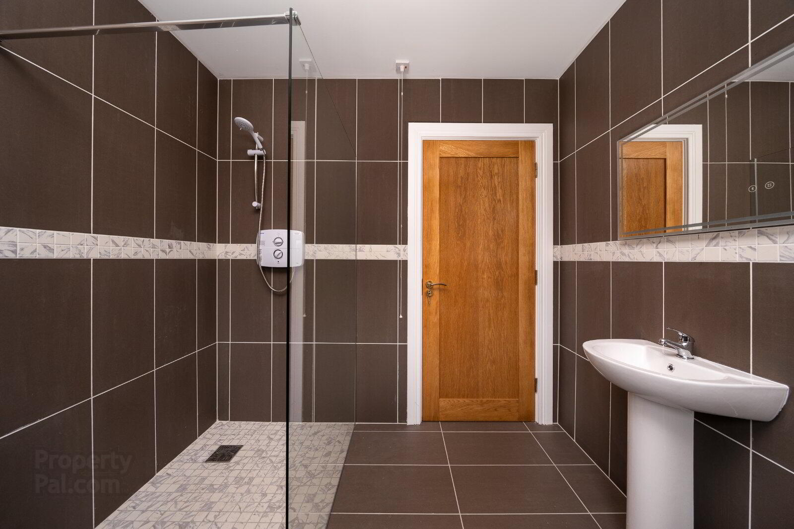 24 Mac Oisin Place 32 of 60