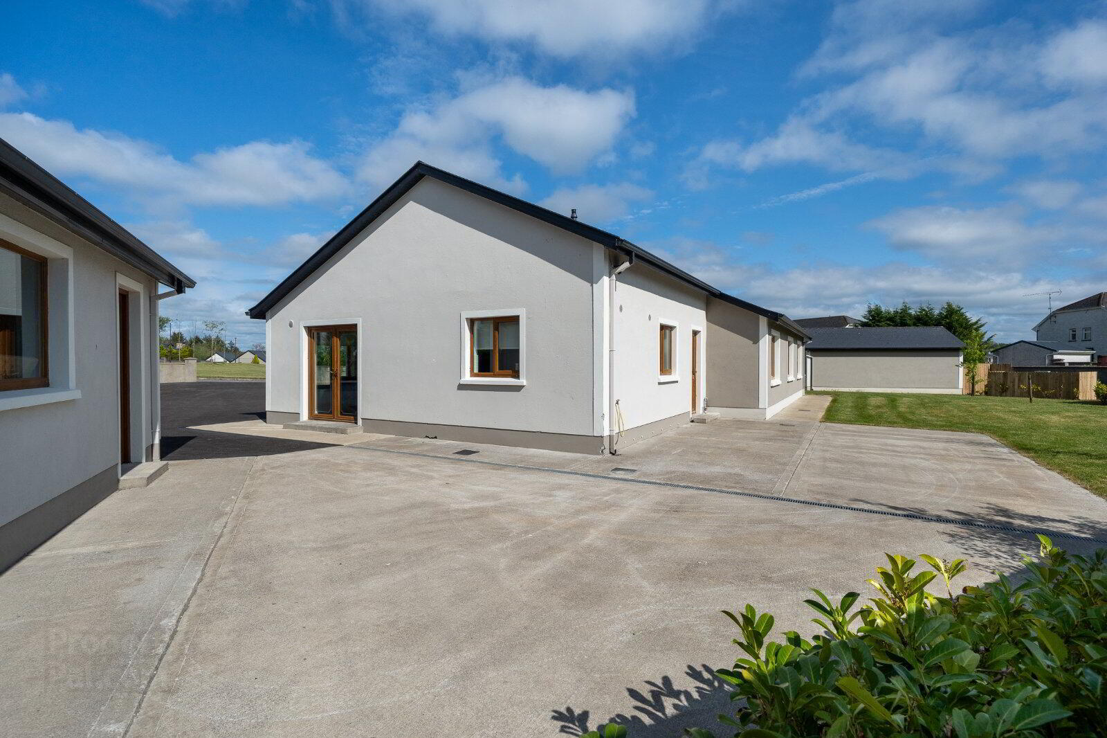 24 Mac Oisin Place 33 of 60
