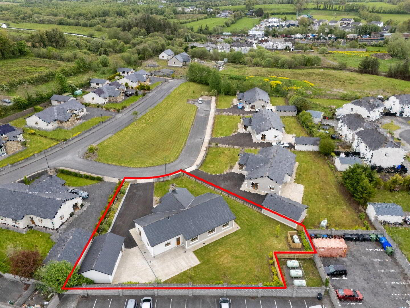24 Mac Oisin Place 38 of 60